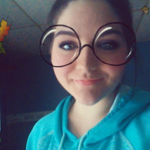 Meet your Posher, Brooke